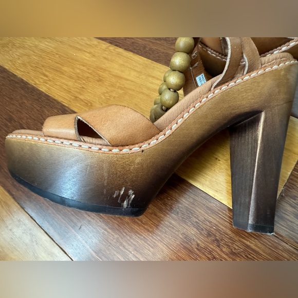 UGG Australia Naima Ombre Platform Beaded Ankle Strap Sandals | Size 5 - Picture 5 of 7